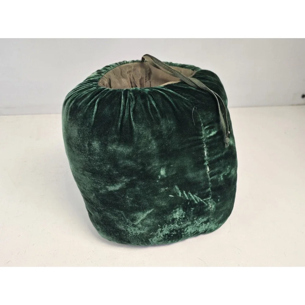 The Unbranded Brand velour warmer
